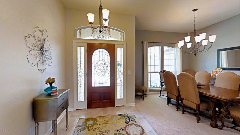 312 Chicasaw Ct, St Johns, FL 32259