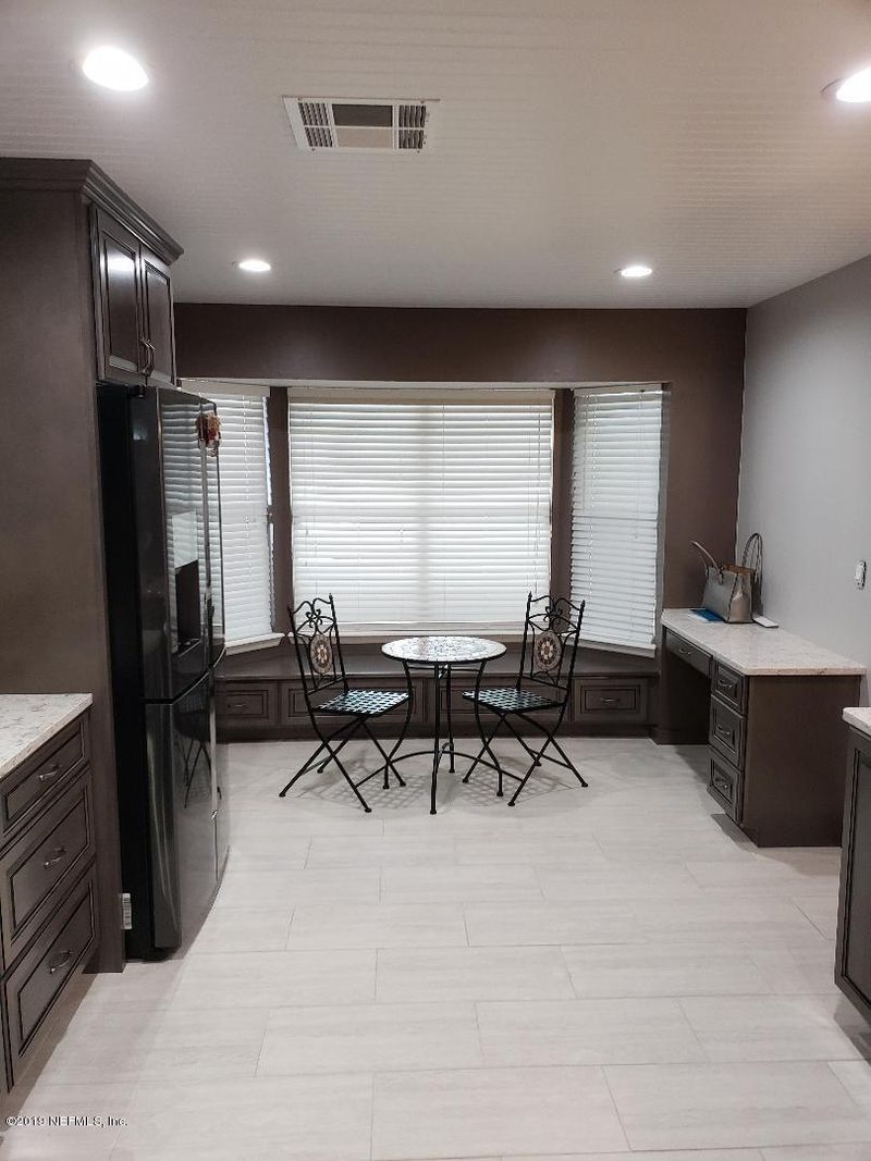 313 Lolly Ln, St Johns, FL 32259