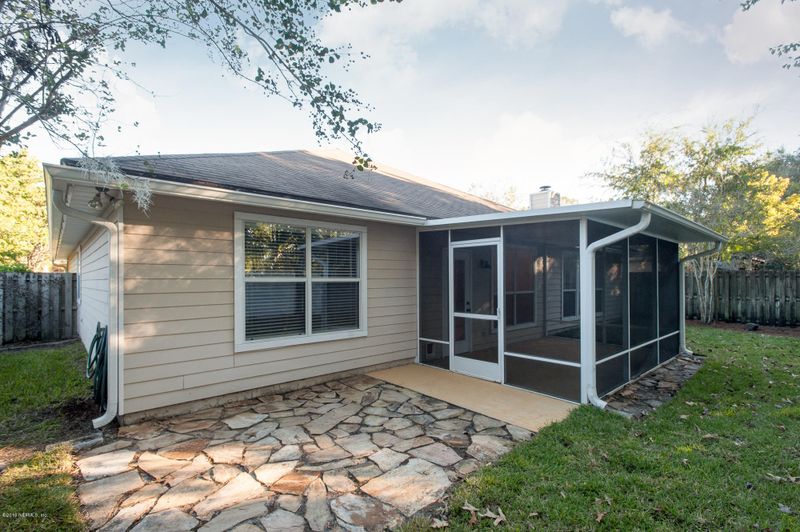 313 N Elverton Pl, St Johns, FL 32259