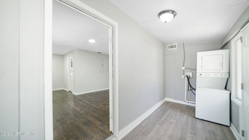 3130 Thomas St, Jacksonville, FL 32254