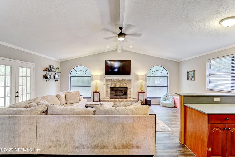 3133 Fruitwood Ln, Jacksonville, FL 32277