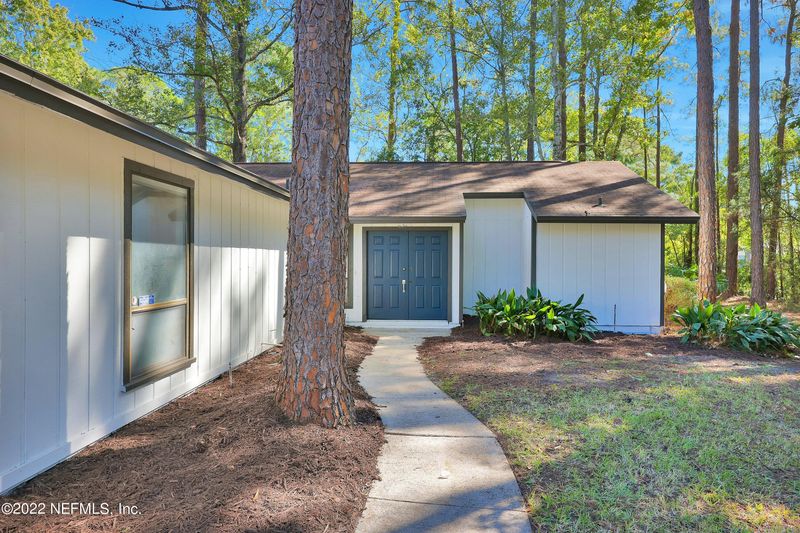 3138 Laurel S, Jacksonville, FL 32223