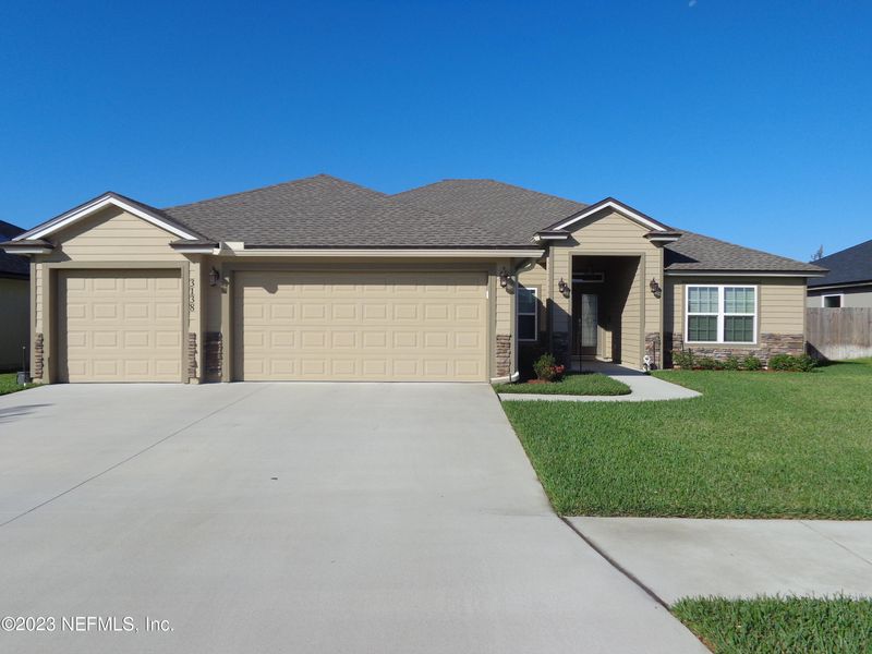 3138 Valiant Ct, Green Cove Springs, FL 32043