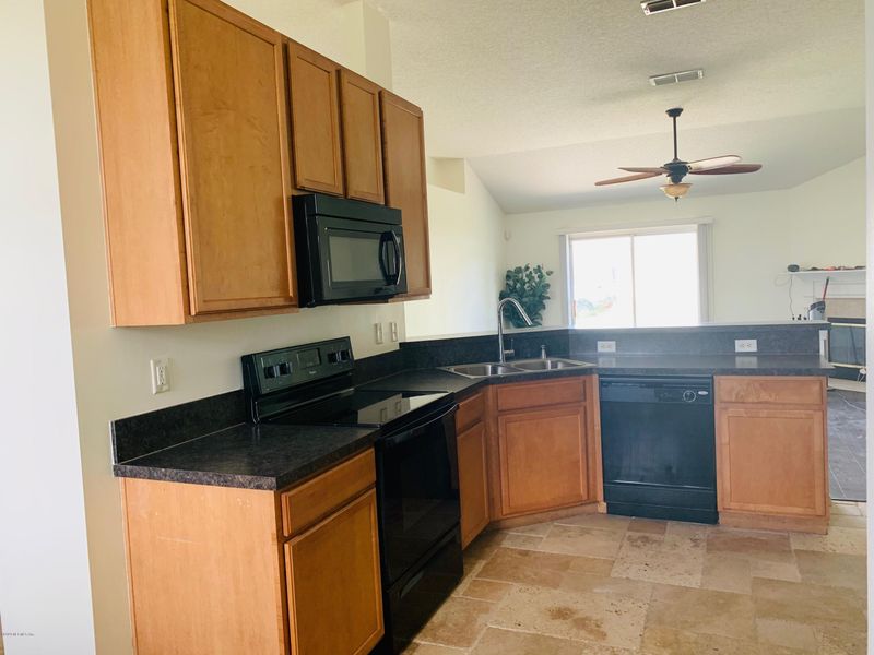3138 Zeyno Dr, Middleburg, FL 32068