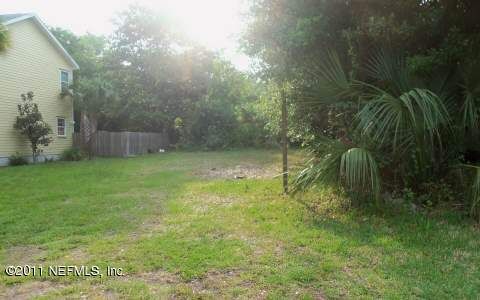 314 S 4th St, Fernandina Beach, FL 32034