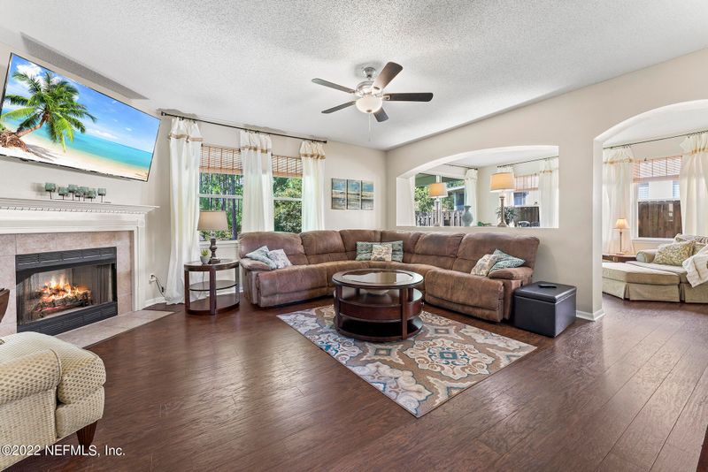 3144 Hearthstone Ln, Orange Park, FL 32065