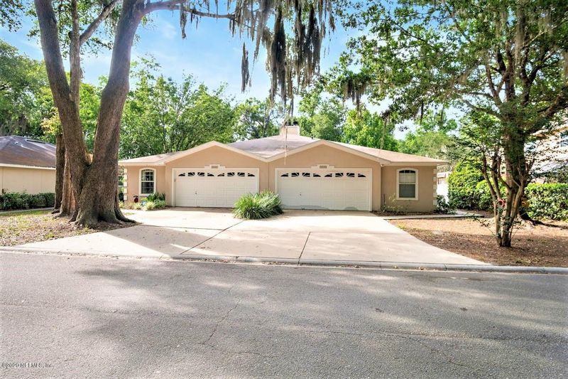 3145 Paddle Boat Ln, Jacksonville, FL 32223