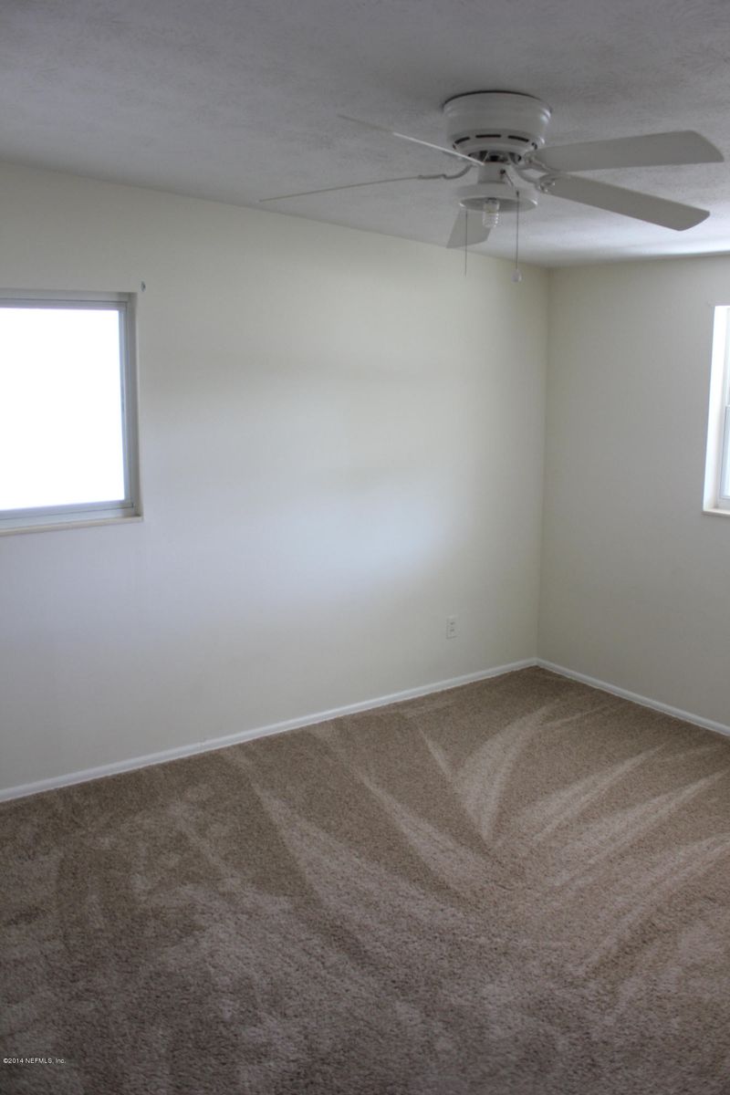 3146 Victoria Park Rd, Jacksonville, FL 32216
