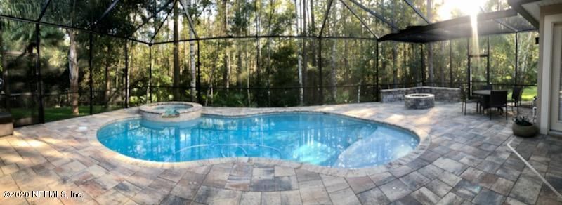 315 St Johns Forest Blvd, St Johns, FL 32259