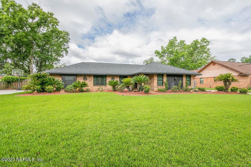 3154 Old Port Cir E, Jacksonville, FL 32216