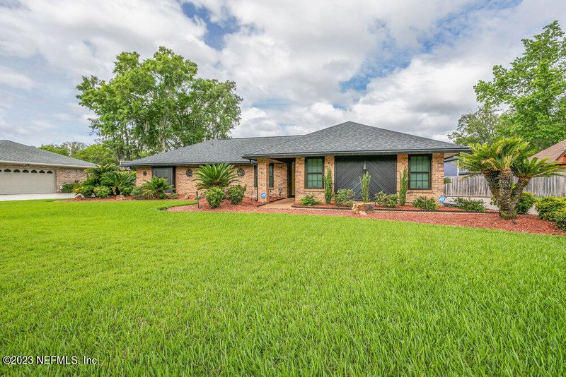 3154 Old Port Cir E, Jacksonville, FL 32216