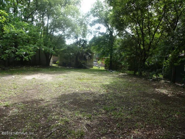3157 Division St, Jacksonville, FL 32209