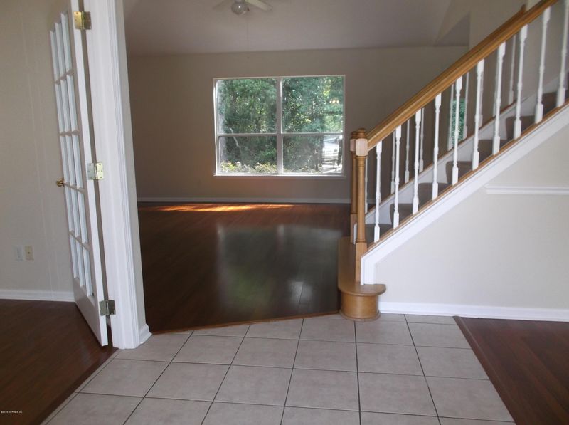 316 S Buck Board Dr, St Johns, FL 32259
