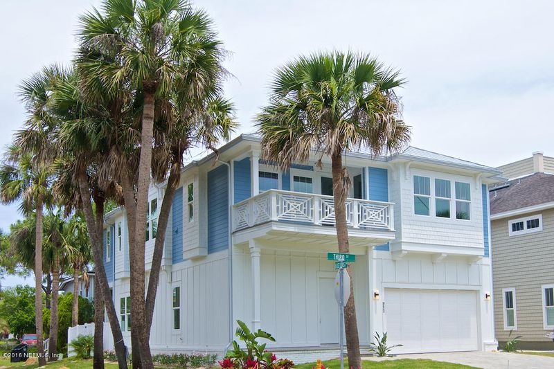 317 East Coast Dr, Atlantic Beach, FL 32233
