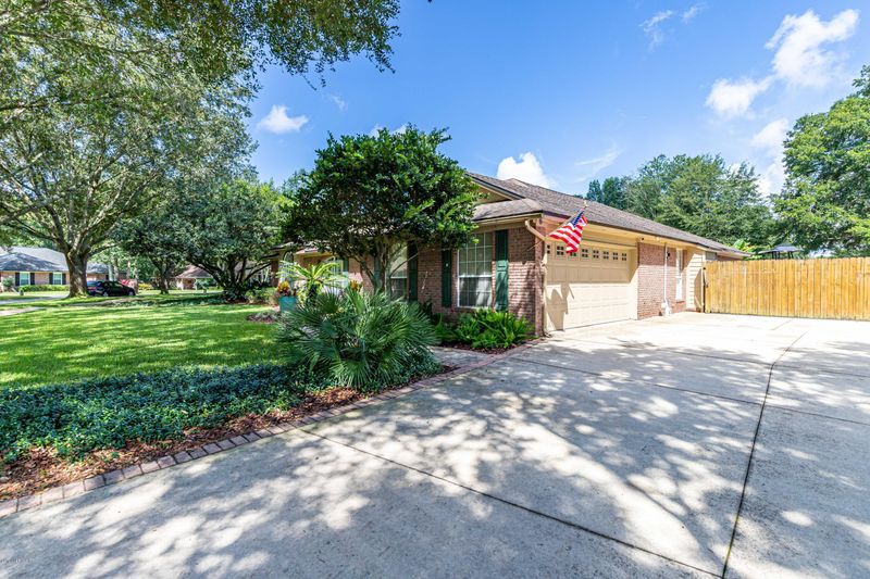 3170 Chimney Dr, Middleburg, FL 32068