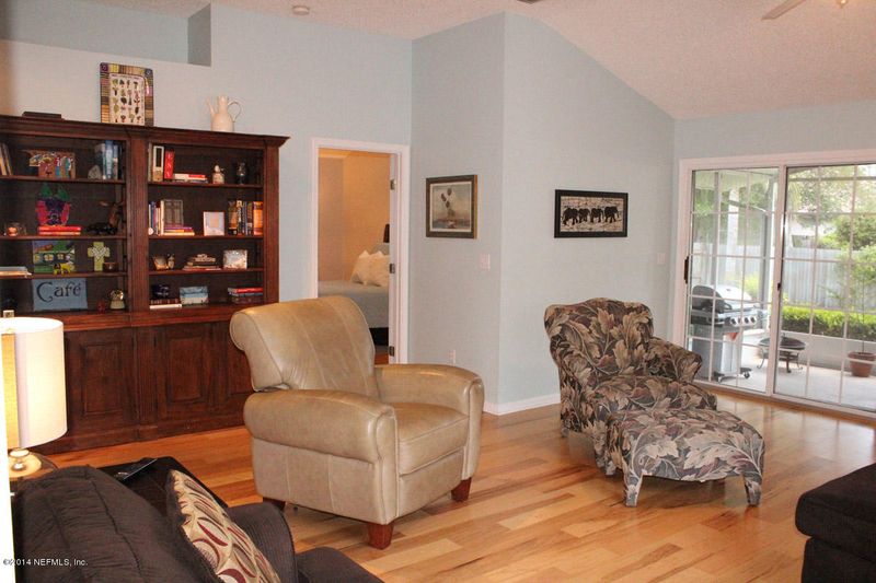 3175 Merrill Blvd, Jacksonville Beach, FL 32250