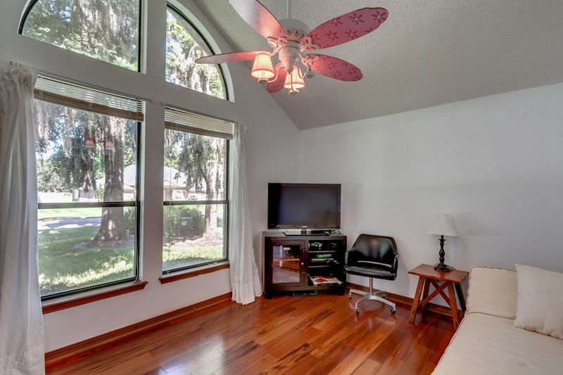 3183 Nautilus Rd, Middleburg, FL 32068