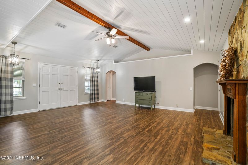 3183 Wilderness Dr, Middleburg, FL 32068