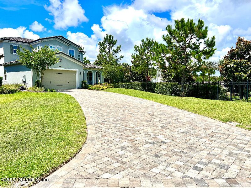 3185 Montilla Dr, Jacksonville, FL 32246
