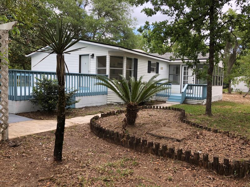 3188 Juniper Ave, Middleburg, FL 32068