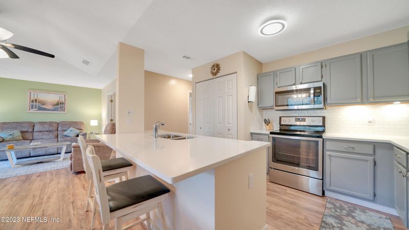 32 Catalonia Ct, St Augustine, FL 32086