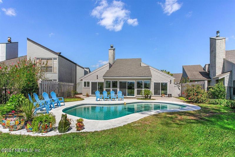 32 Lake Julia Dr S, Ponte Vedra Beach, FL 32082