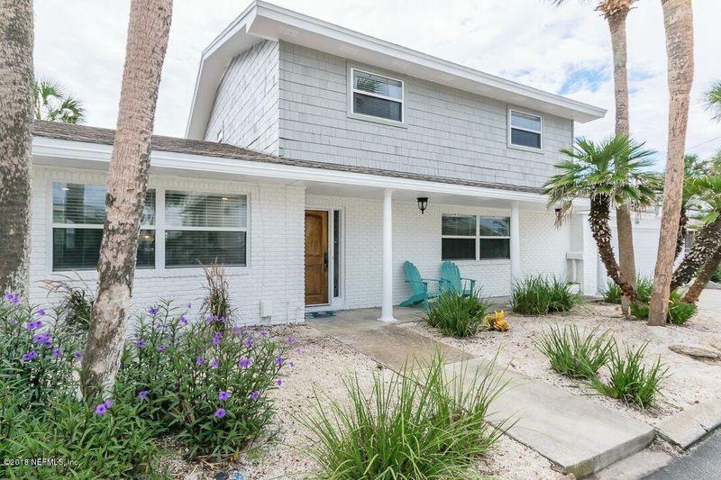 3202 Ocean Dr S, Jacksonville Beach, FL 32250