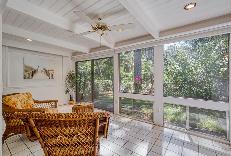 3208 Sea Marsh Rd, Fernandina Beach, FL 32034