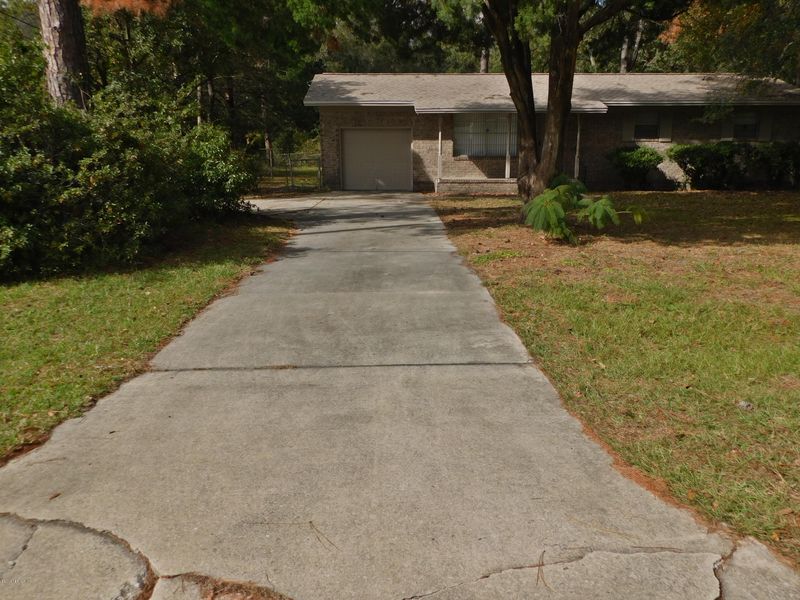 3208 Walser Rd, Jacksonville, FL 32254