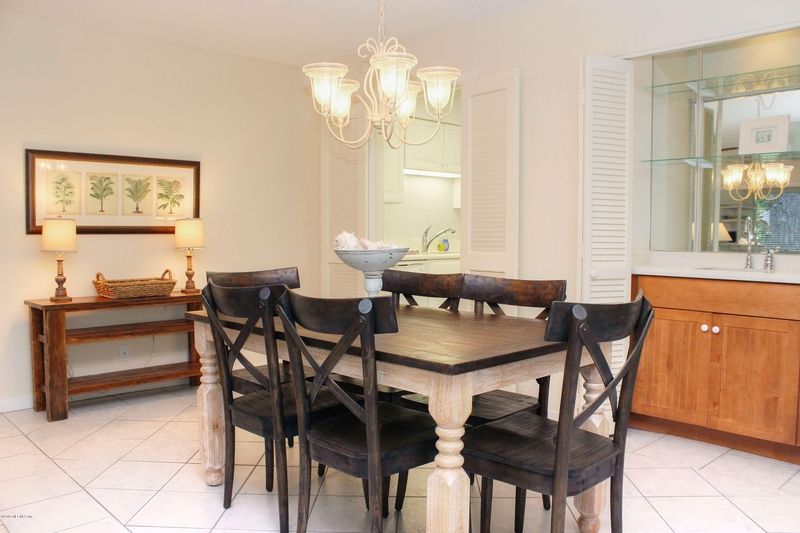 3210 Sea Marsh Rd, Fernandina Beach, FL 32034