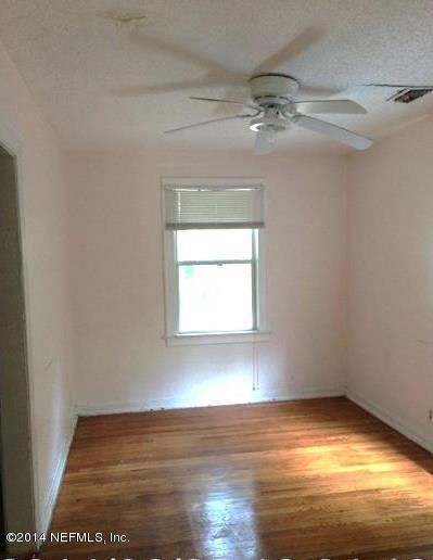 3211 Liberty Cir, Jacksonville, FL 32206