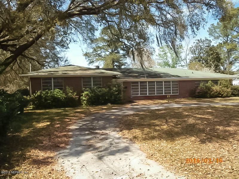 3211 Ribault Scenic Dr, Jacksonville, FL 32208