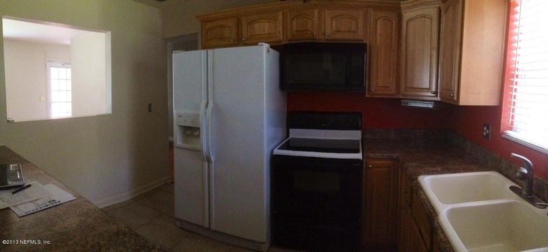 3214 Cathedral Ln, Jacksonville, FL 32277