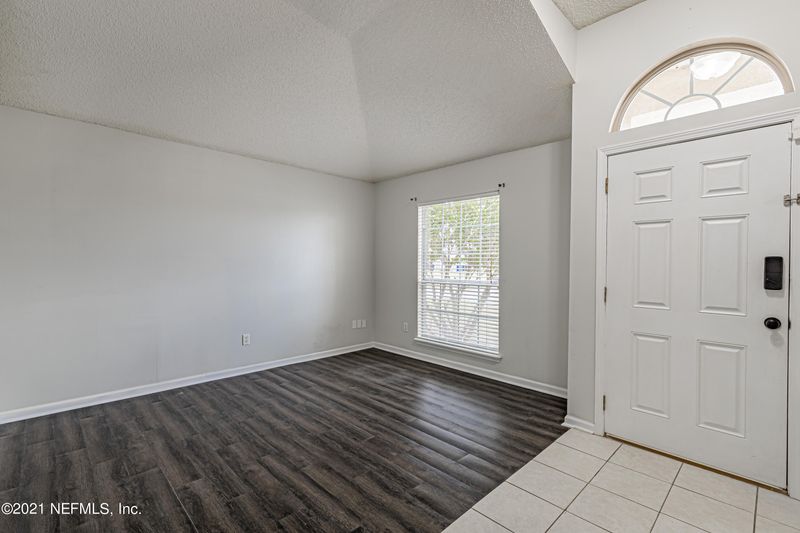 3218 Woodglen Dr, Orange Park, FL 32065