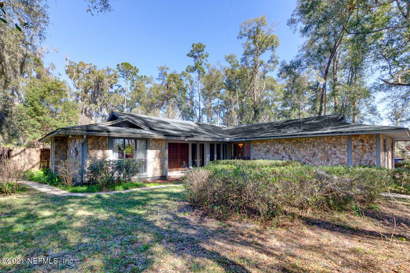 3219 Country Oaks Dr, Orange Park, FL 32065