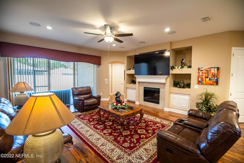 322 St James Way, Orange Park, FL 32065