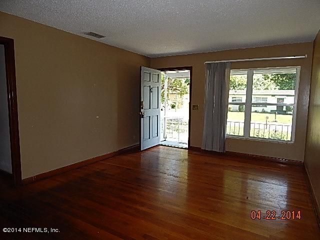 3237 Lansdell Dr, Jacksonville, FL 32208