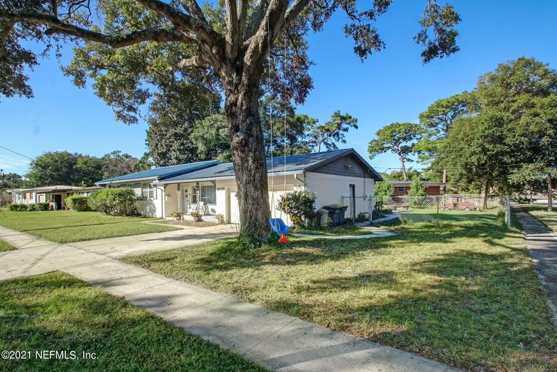 3238 Plumtree Dr, Jacksonville, FL 32277