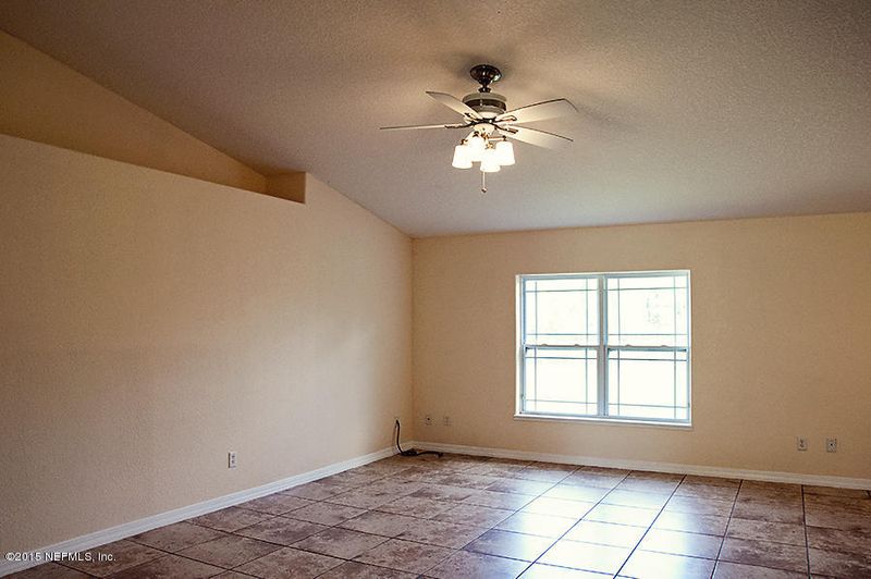 324 Crystal Lake Dr, St Augustine, FL 32084