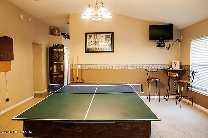 324 Johns Glen Dr, St Johns, FL 32259