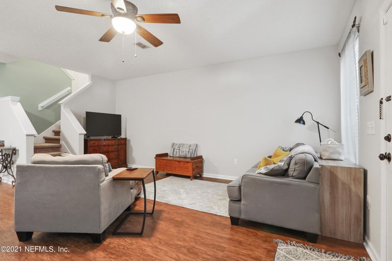 324 Pecan Grove Dr, Orange Park, FL 32073