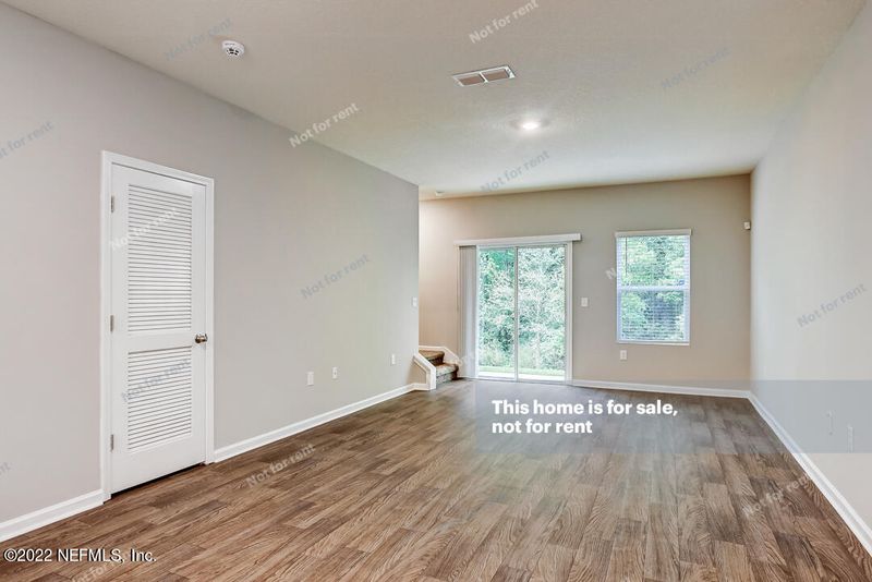 324 Pistachio Pl, Jacksonville, FL 32216