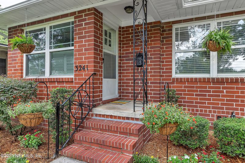 3241 Corby St, Jacksonville, FL 32205