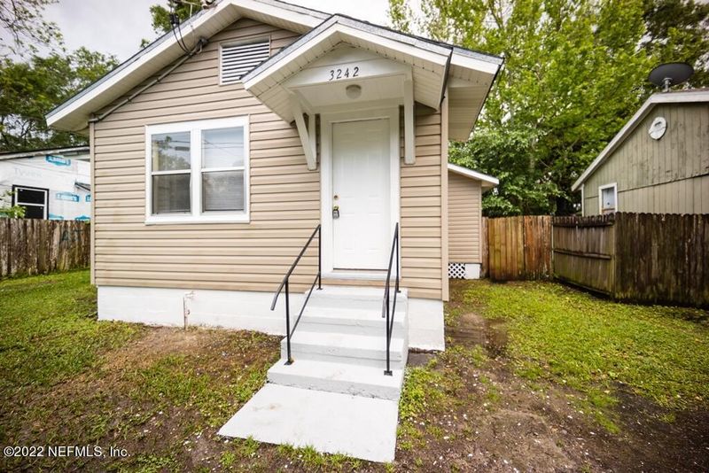 3242 Mabry Ter, Jacksonville, FL 32254