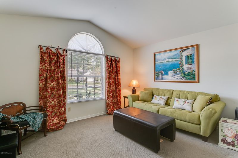 3245 Deerfield Pointe Dr, Orange Park, FL 32073