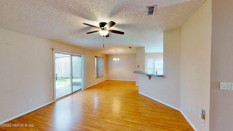 3247 Deuce Ct, Jacksonville, FL 32277