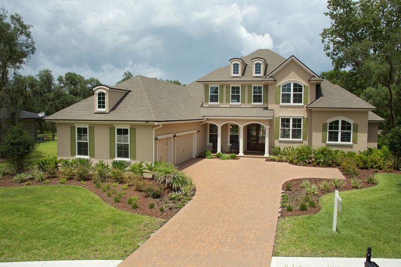 325 Vale Dr, St Augustine, FL 32095