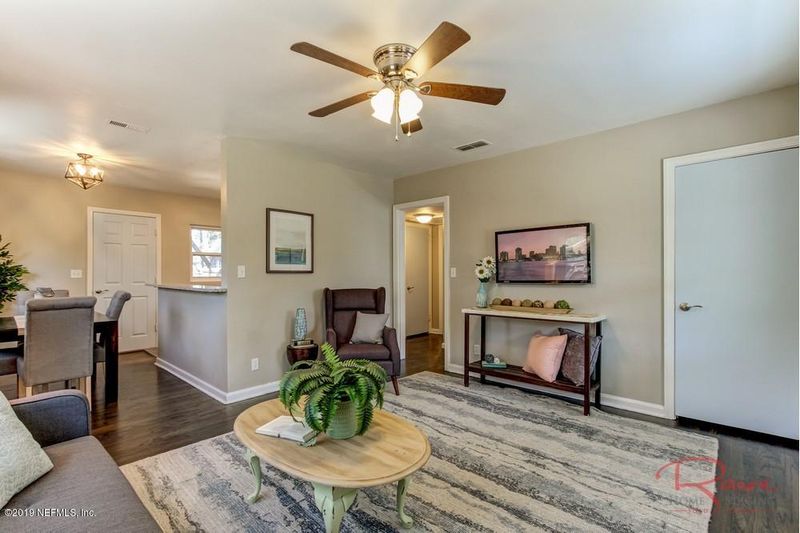 3253 Plum St, Jacksonville, FL 32205