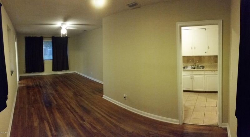 3259 Claremont Rd, Jacksonville, FL 32207