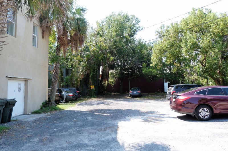 326 Broad St, Jacksonville, FL 32202